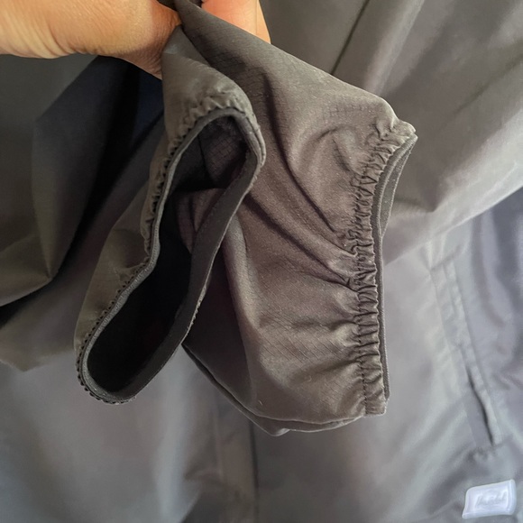 Herschel Coach Windbreaker Jacket - Picture 9 of 14